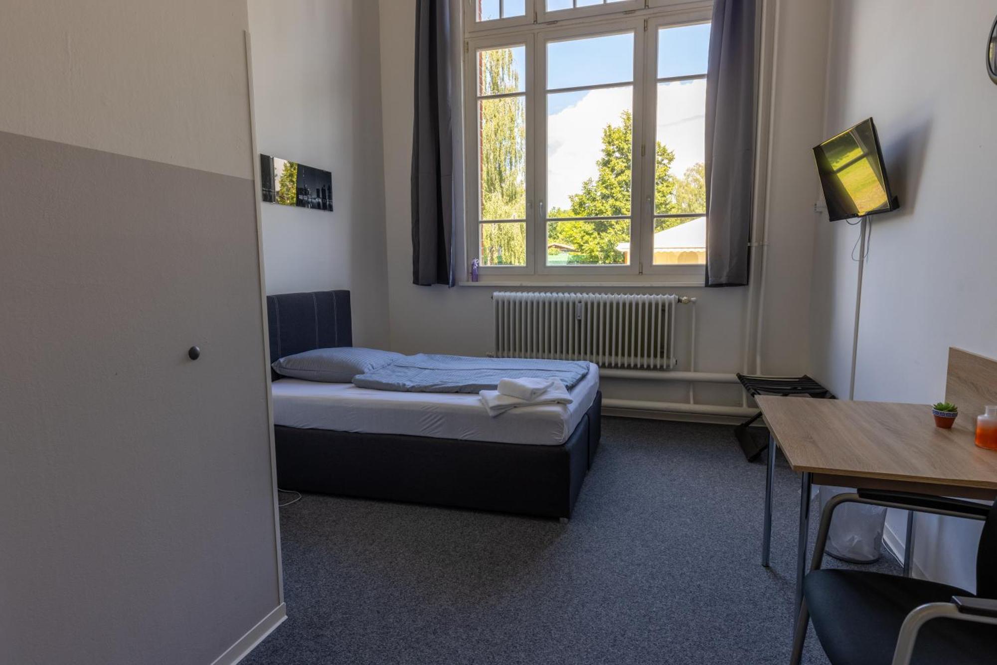 Motel Home Wittenau Berlin Exterior photo